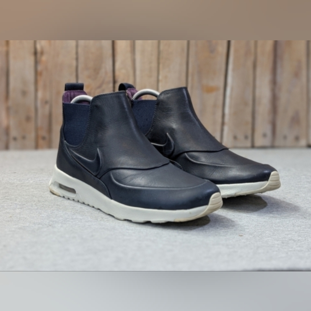 Women's Nike Air Max Thea Mid in Navy Size 7 Women